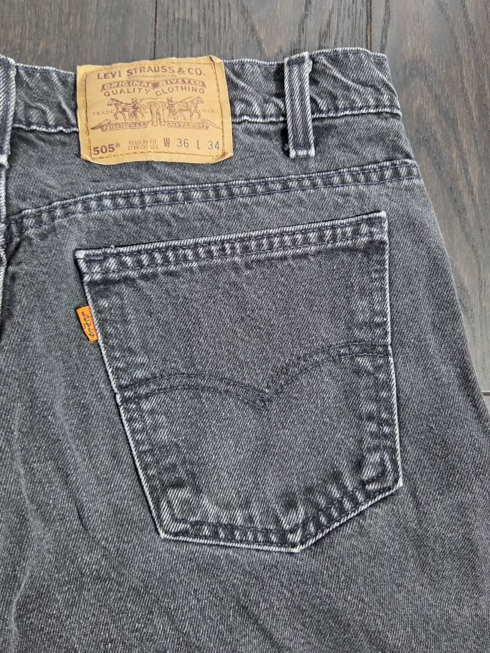 Vintage Levis 505 Jeans Men's 36x34 Faded Black Orange Tab USA 1994 Red Batwing